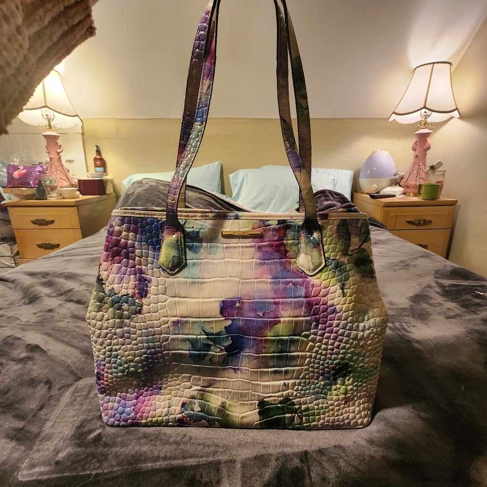 BRAHMIN NWT* ONE OF A KIND FLORAL SAMPLE BAG